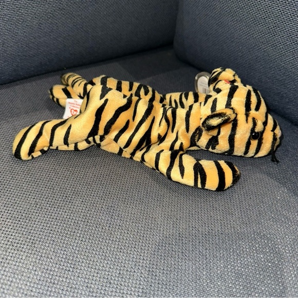 Ty Beanie Baby Tiger Plush - Picture 3 of 10